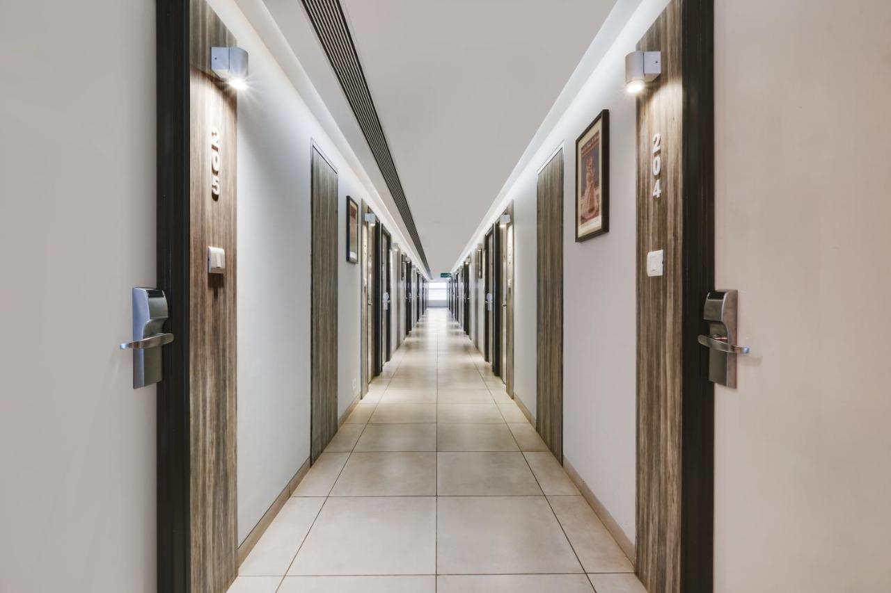 7 Apple Hotel, Vadodara Eksteriør billede