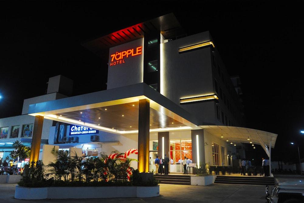 7 Apple Hotel, Vadodara Eksteriør billede